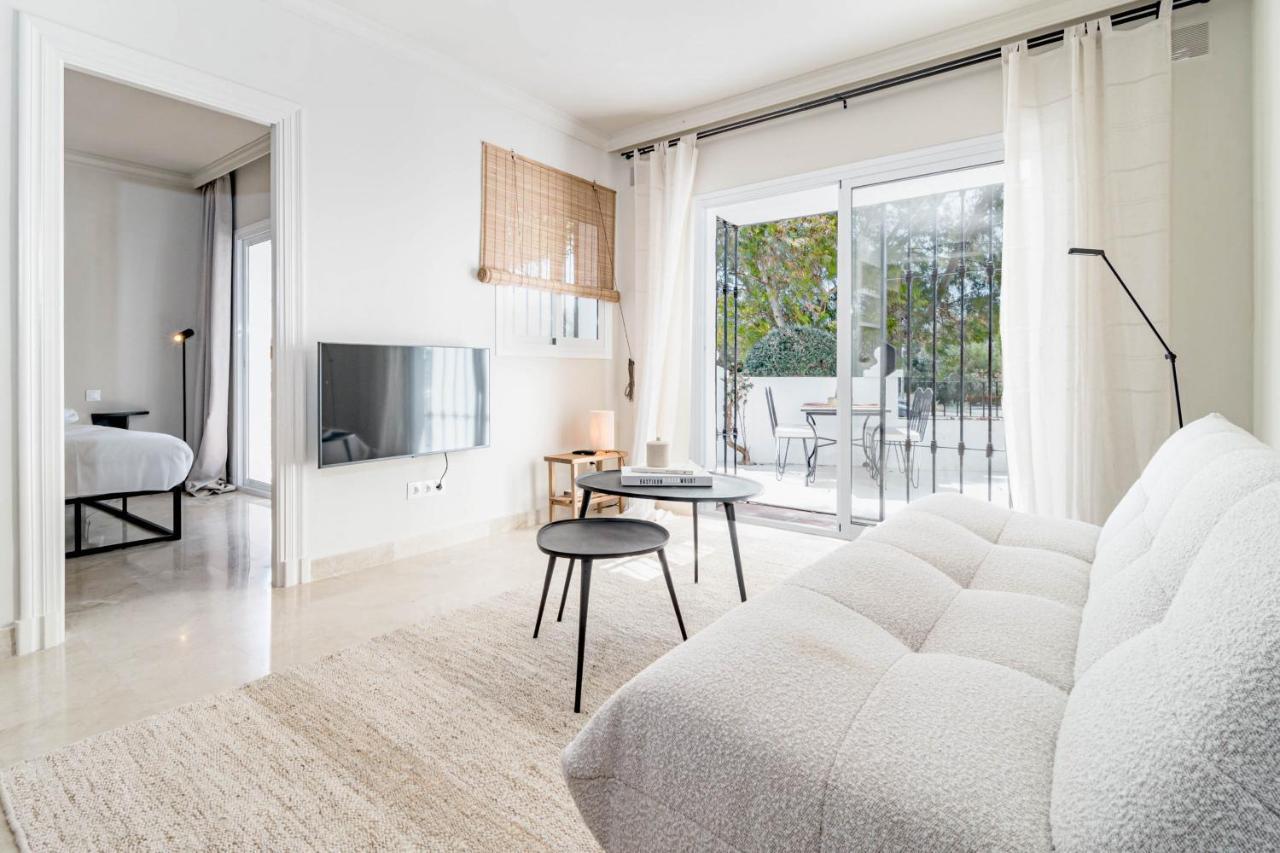Fully Renovated Modern 2 Bedroom In Aloha Pueblo Appartement Marbellac