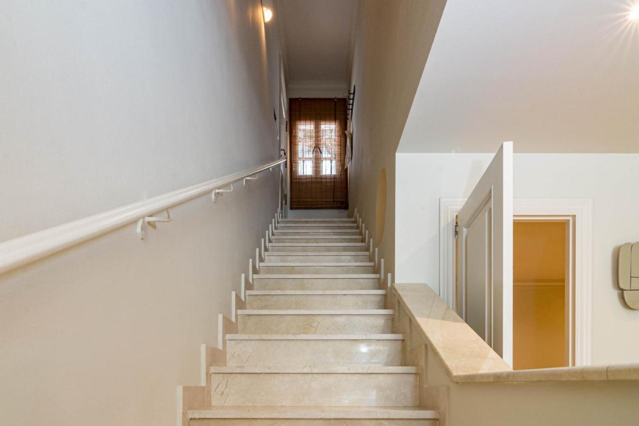 Fully Renovated Modern 2 Bedroom In Aloha Pueblo *